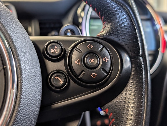 MINI Cooper S 28 of 30