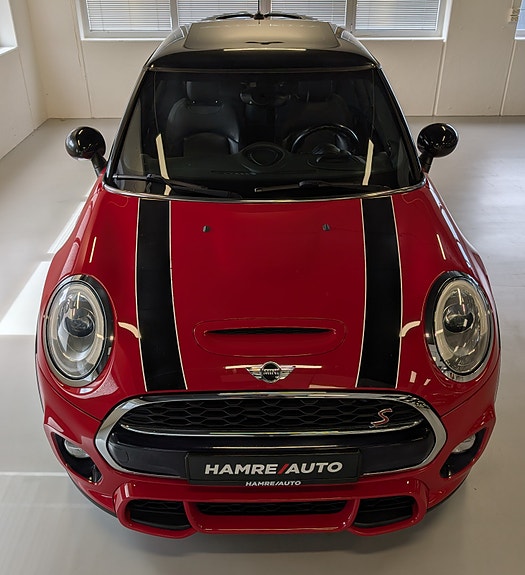 MINI Cooper S 9 of 30