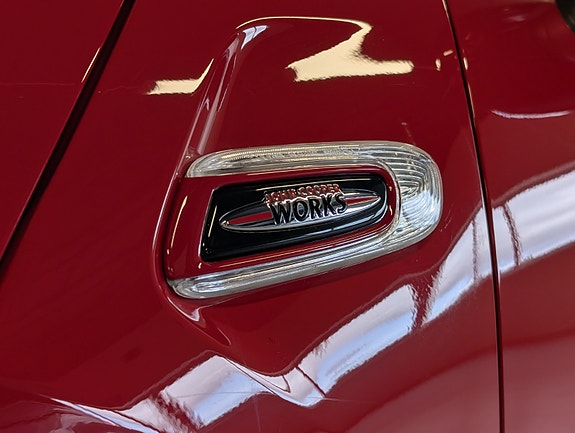 MINI Cooper S 7 of 30