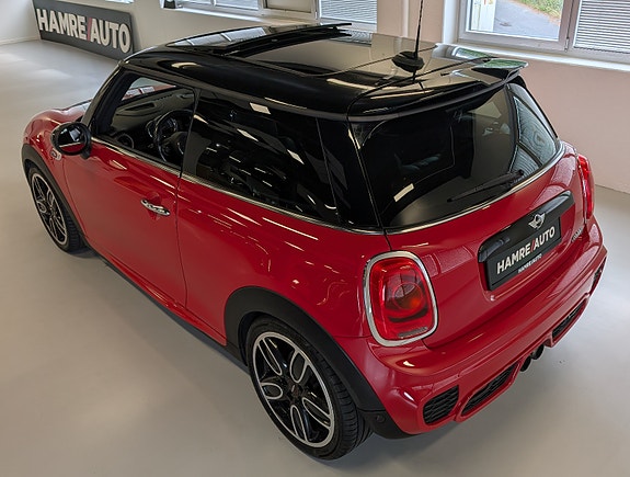 MINI Cooper S 16 of 30