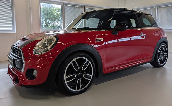 MINI Cooper S 2 of 30