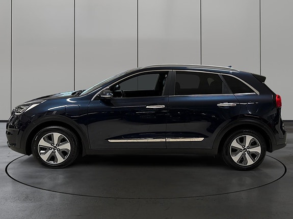 Kia Niro 2 of 30