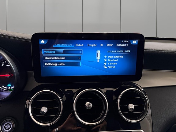 Mercedes-Benz GLC300 e 23 of 30