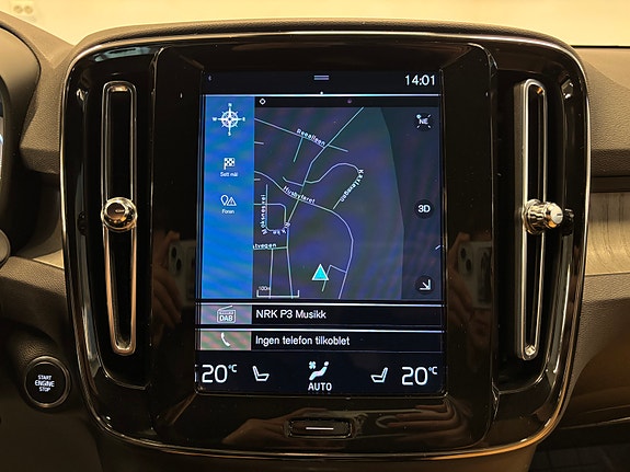 Volvo XC40 25 of 30
