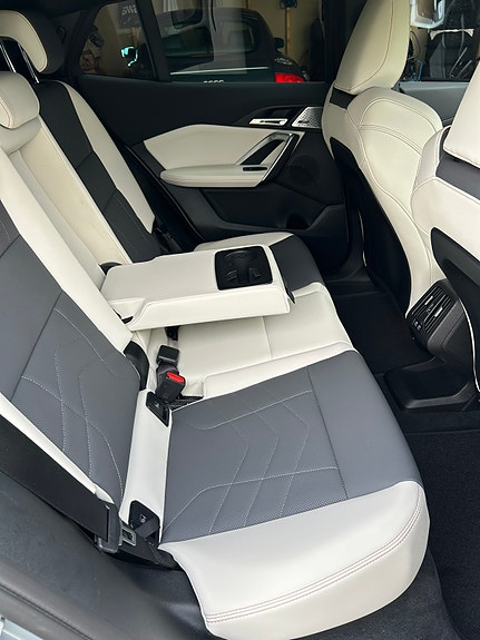 BMW iX2 15 of 24