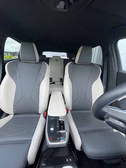 BMW iX2 12 of 24