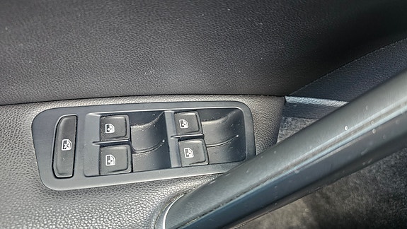 Volkswagen Golf Alltrack 10 of 16