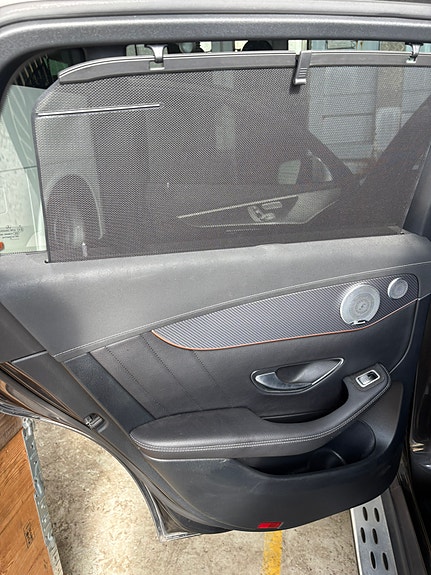 Mercedes-Benz EQC400 16 of 25