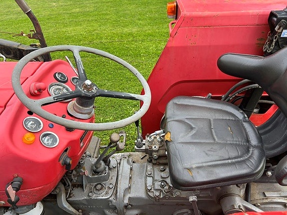 Massey Ferguson MF 135 Engelsk utseende 4 of 6