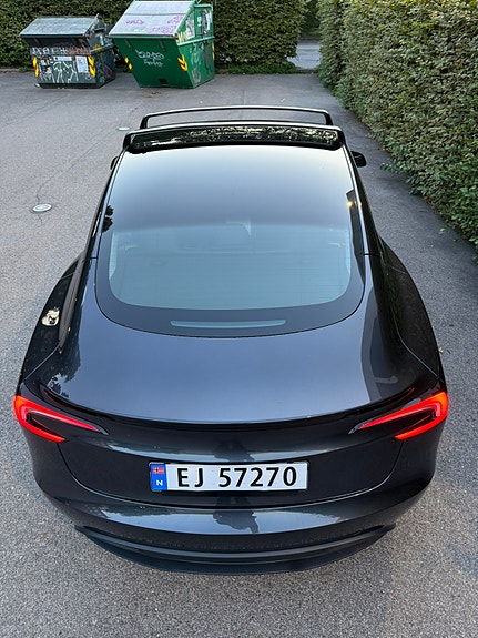 Tesla Model 3 4 of 14