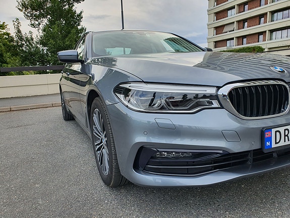 BMW 530e 30 of 30