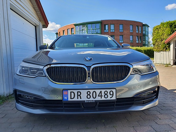 BMW 530e 3 of 30
