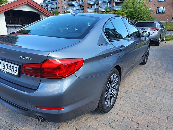 BMW 530e 12 of 30