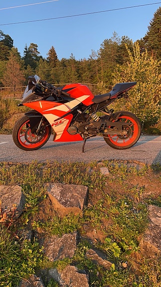 KTM RC 125 15 of 16