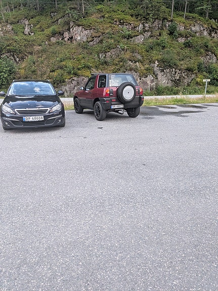 Toyota RAV4 12 of 13