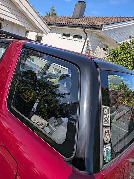 Toyota RAV4 7 of 13