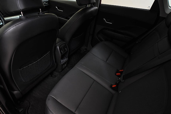 Hyundai Kona 28 of 30