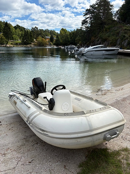 Perfekt RIB/Suzumar 310/Yamaha V-Max motor! 2 of 9