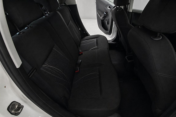Peugeot 208 15 of 25