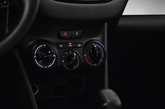 Peugeot 208 20 of 25