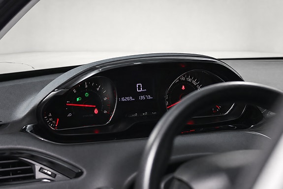 Peugeot 208 17 of 25