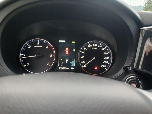 Mitsubishi Outlander 8 of 13