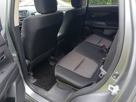 Mitsubishi Outlander 6 of 13