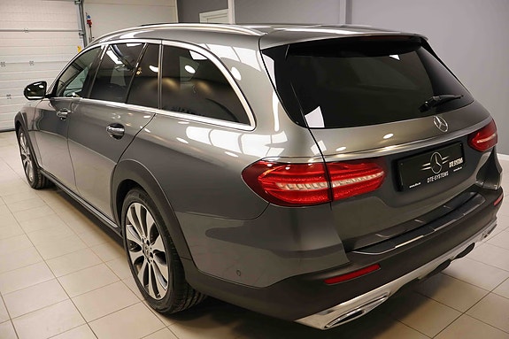 Mercedes-Benz E220 d 11 of 30