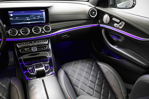 Mercedes-Benz E220 d 17 of 30