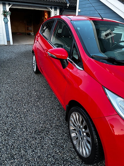 Ford Fiesta 7 of 24