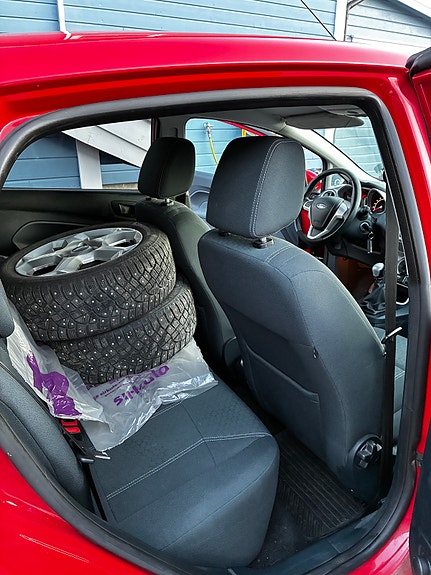 Ford Fiesta 15 of 24