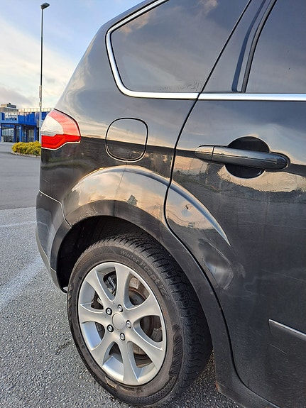 Ford S-MAX 5 of 12