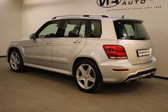 Mercedes-Benz GLK220 5 of 30