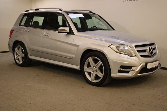 Mercedes-Benz GLK220 9 of 30
