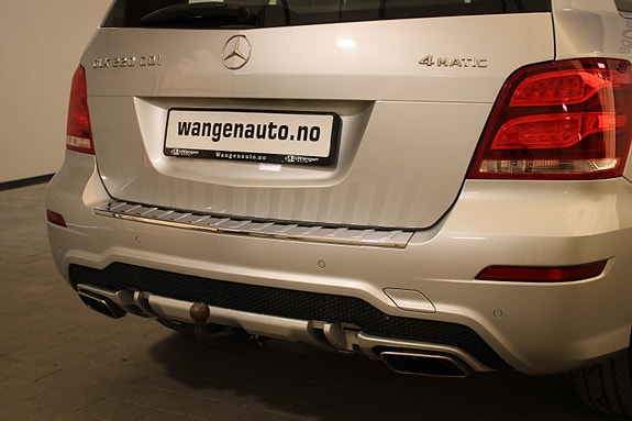 Mercedes-Benz GLK220 15 of 30