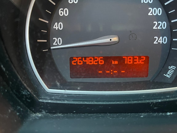 BMW X3 9 of 14