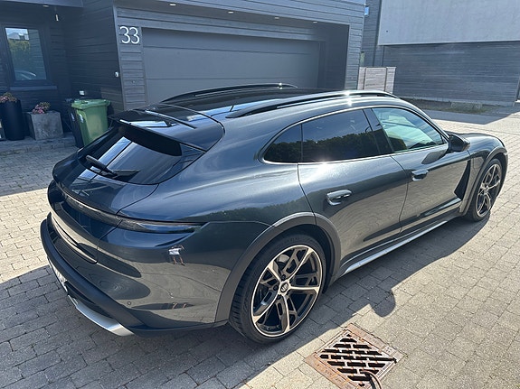 Porsche Taycan 4 3 of 13