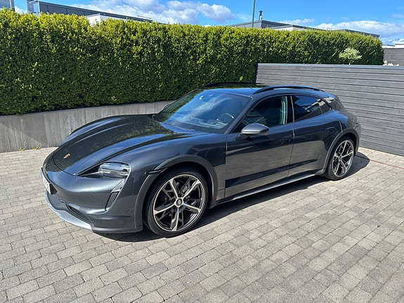 Porsche Taycan 4 4 of 13