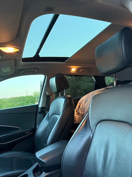 Hyundai Santa Fe 16 of 28