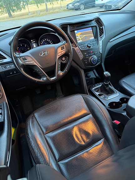 Hyundai Santa Fe 14 of 28