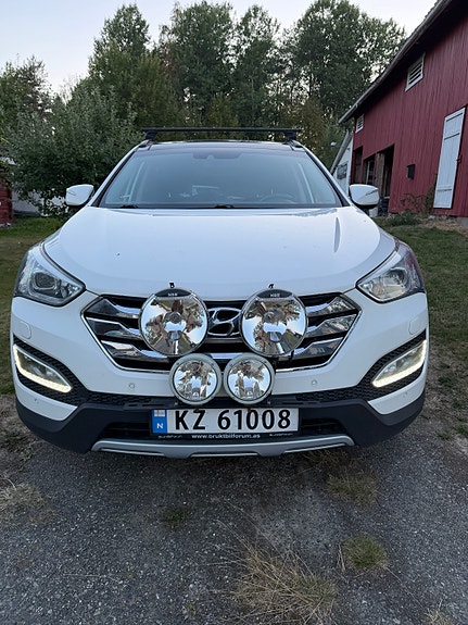 Hyundai Santa Fe 2 of 28