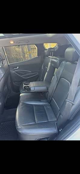 Hyundai Santa Fe 24 of 28