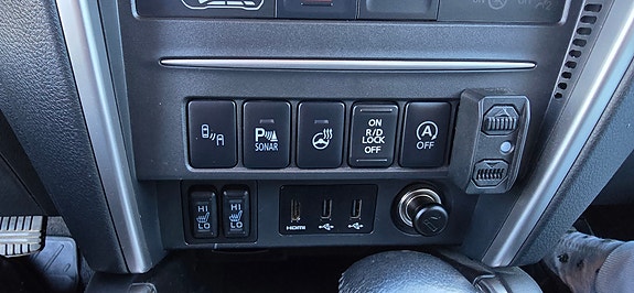 Mitsubishi L200 26 of 30