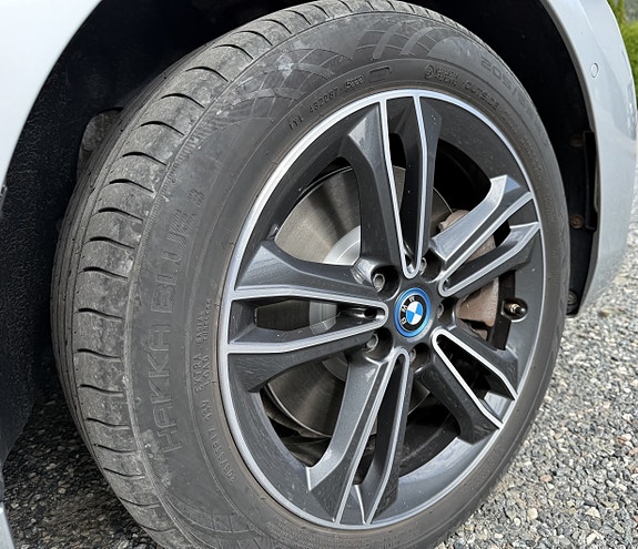 BMW 225xe 13 of 13