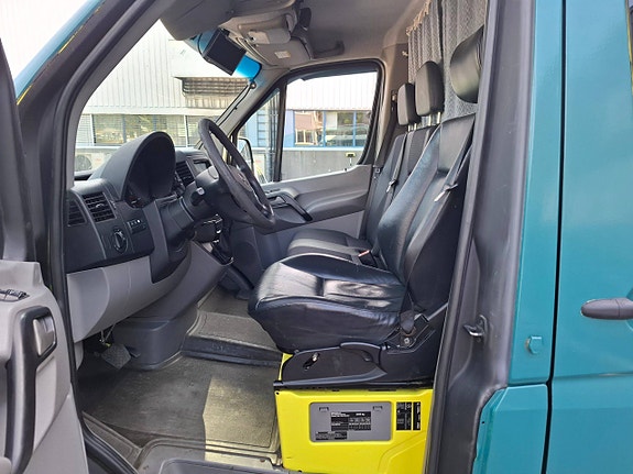 Mercedes-Benz Sprinter 318 9 of 30