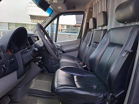 Mercedes-Benz Sprinter 318 10 of 30