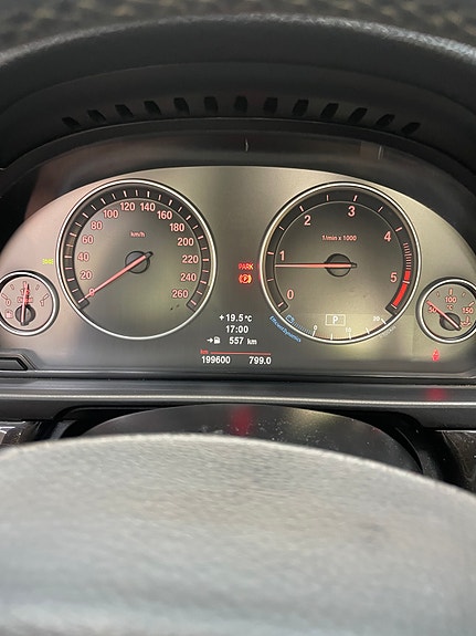 BMW 520d 13 of 20