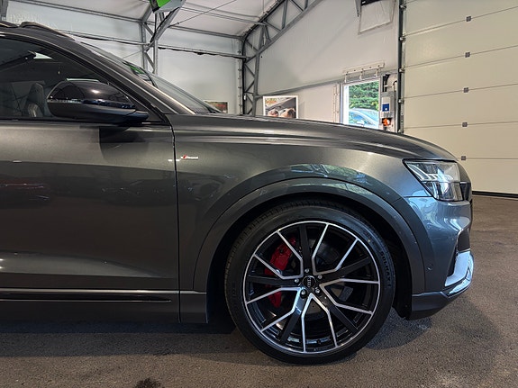 Audi Q8 24 of 30