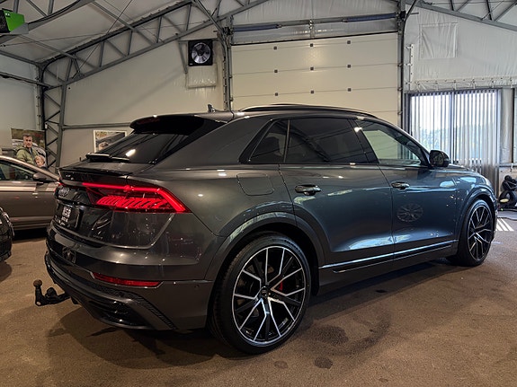 Audi Q8 15 of 30