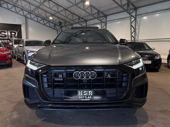Audi Q8 20 of 30